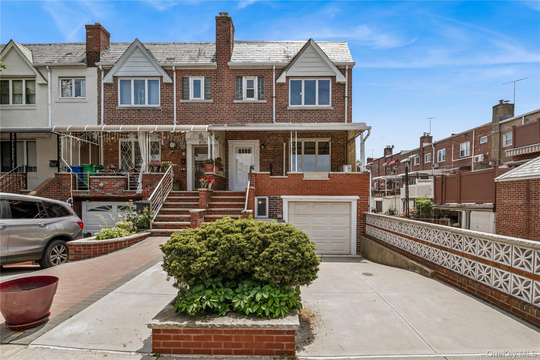 81-12 62nd Avenue # 81-12, Middle Village, NY 11379