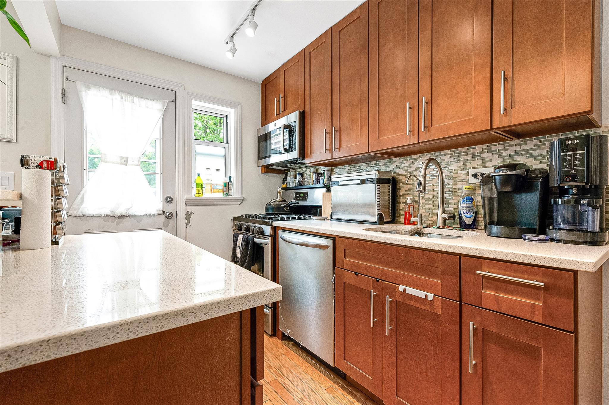 110-25 64th Road # 10, Forest Hills, NY 11375