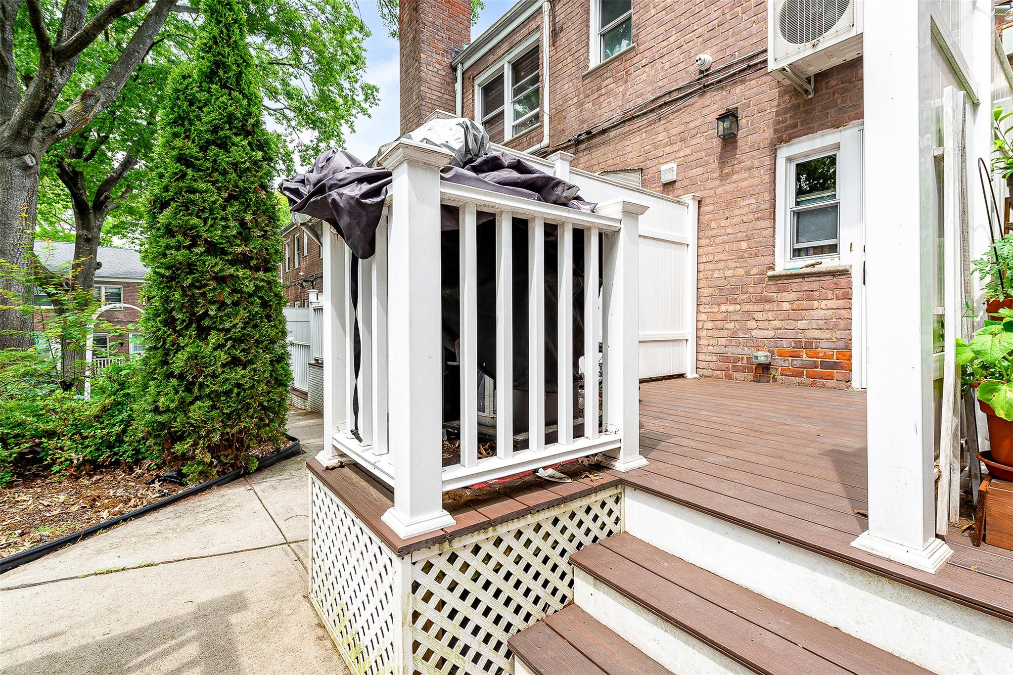 110-25 64th Road # 10, Forest Hills, NY 11375