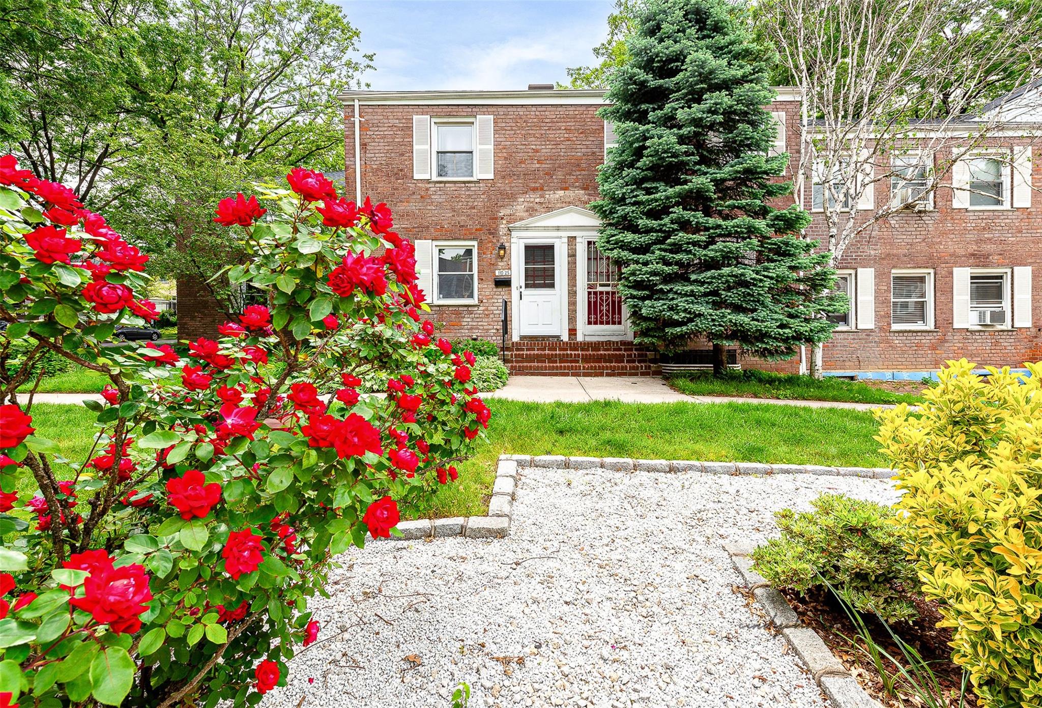 110-25 64th Road # 10, Forest Hills, NY 11375