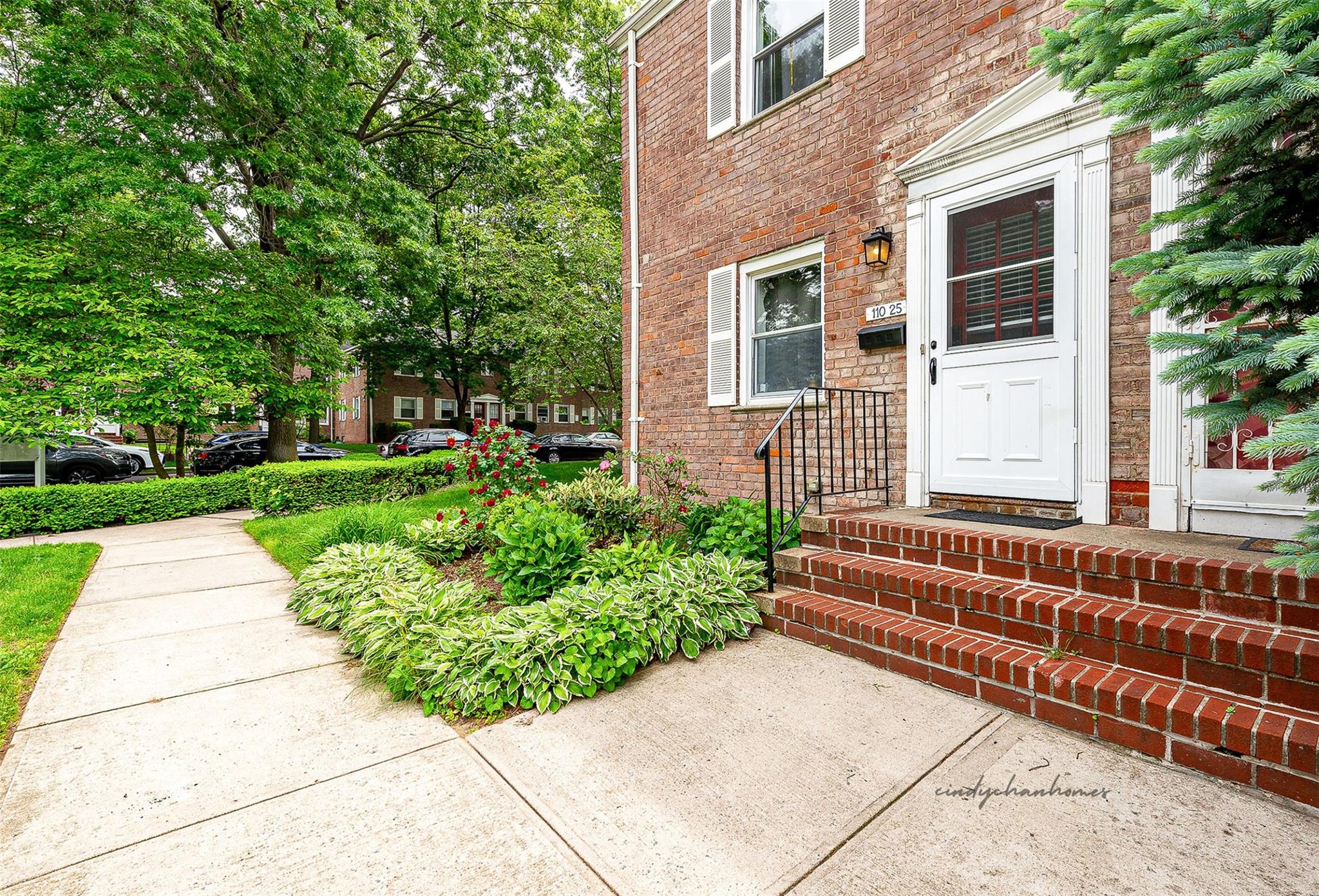 110-25 64th Road # 10, Forest Hills, NY 11375