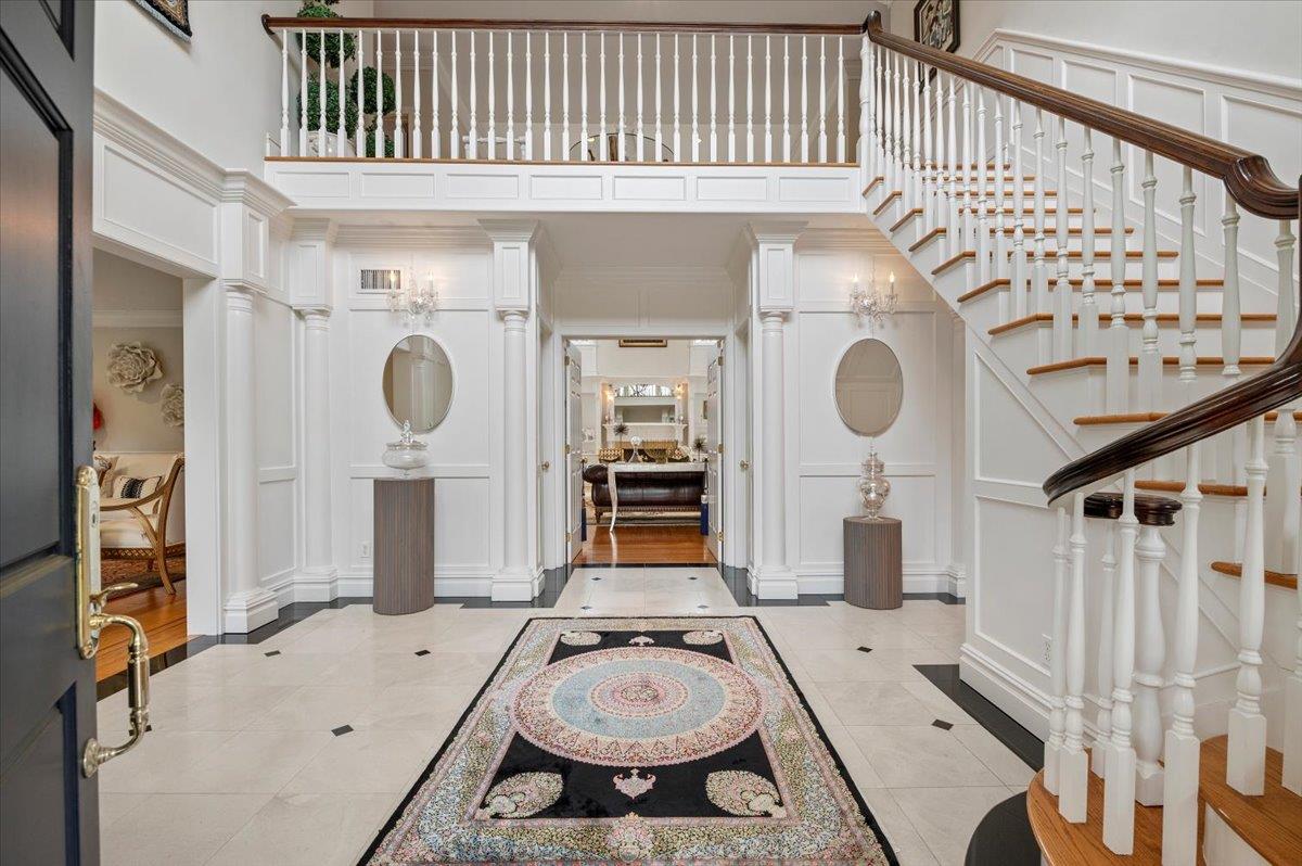 2 Pen Mor Drive, Muttontown, NY 11732