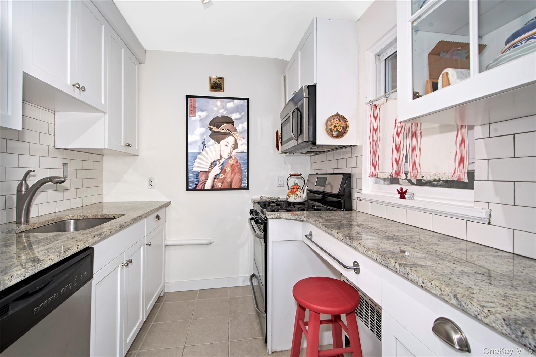 2 Peck Avenue # 25B, Rye, NY 10580