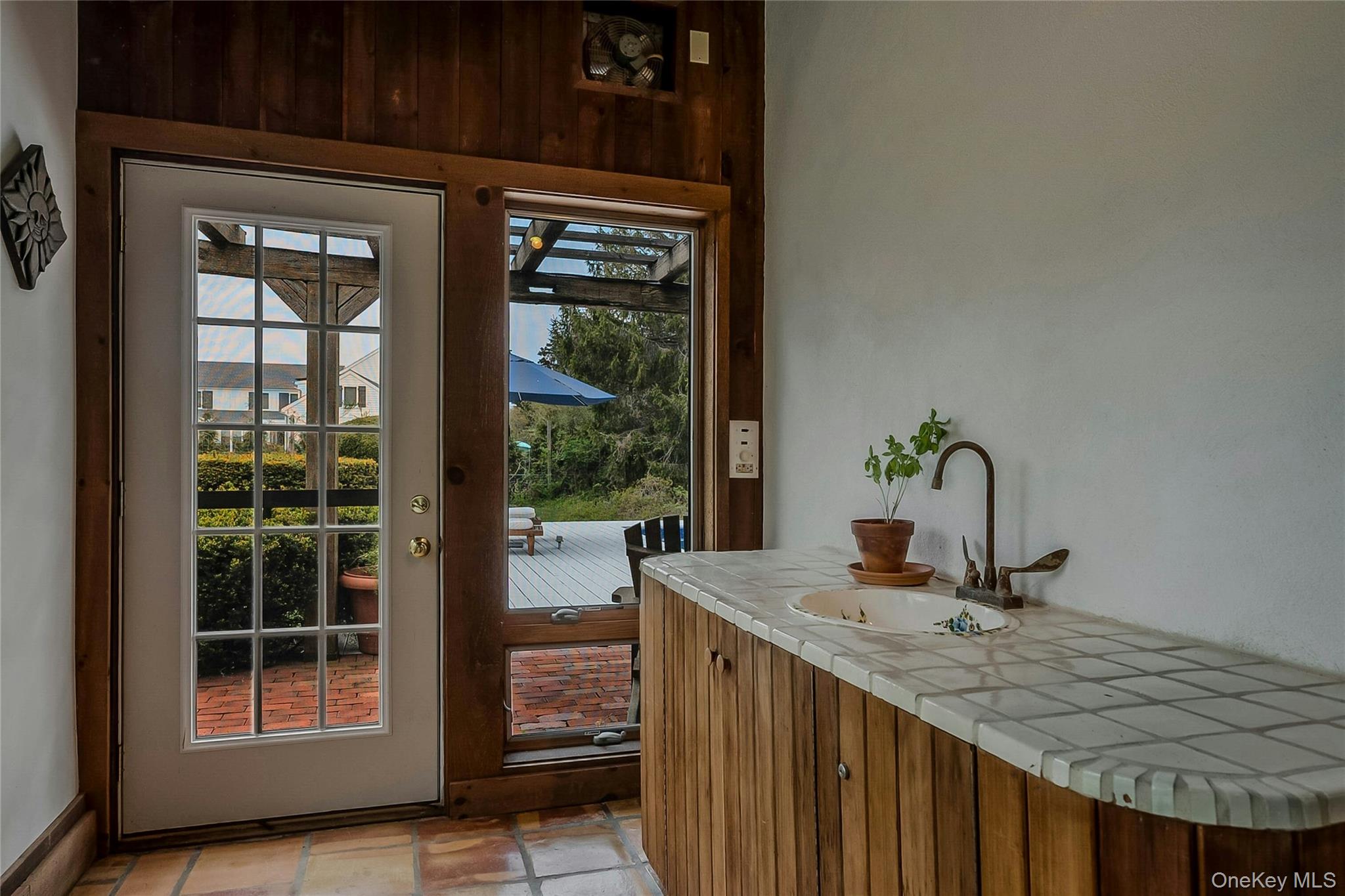 5 Jessup Lane, Quogue, NY 11959