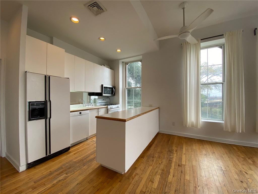 2 N Water Street # 1A, Ossining, NY 10562