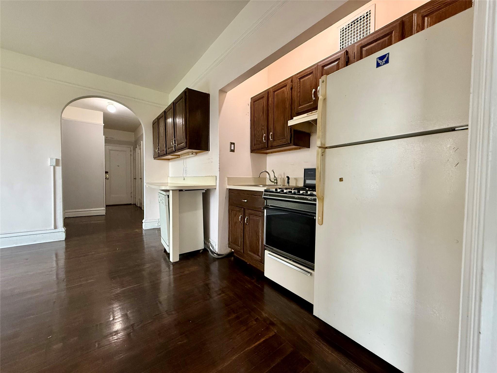 1440 Midland # 5F, Bronxville, NY 10708