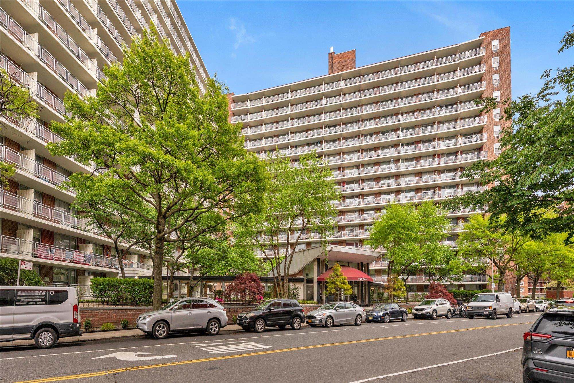 61-15 97th Street # 6A, Rego Park, NY 11374