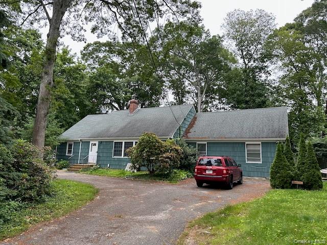 955 Deep Hole Drive, Mattituck, NY 11952