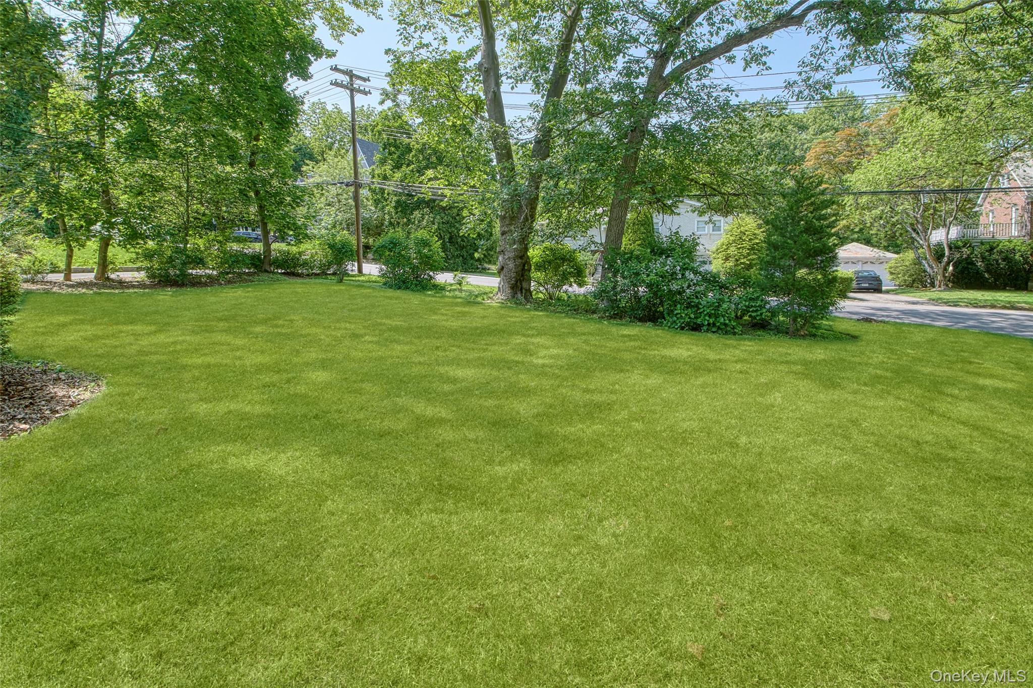 2 Byworth Road, New Rochelle, NY 10804