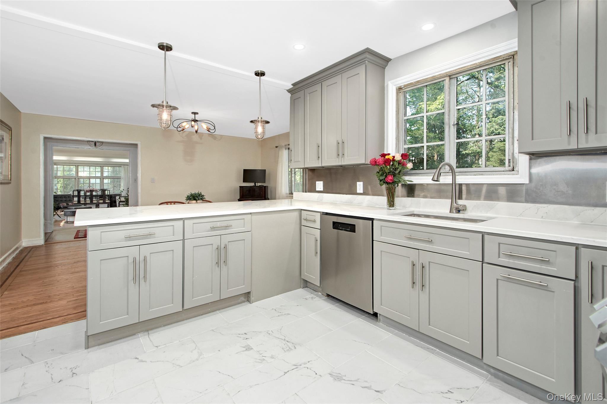 2 Byworth Road, New Rochelle, NY 10804