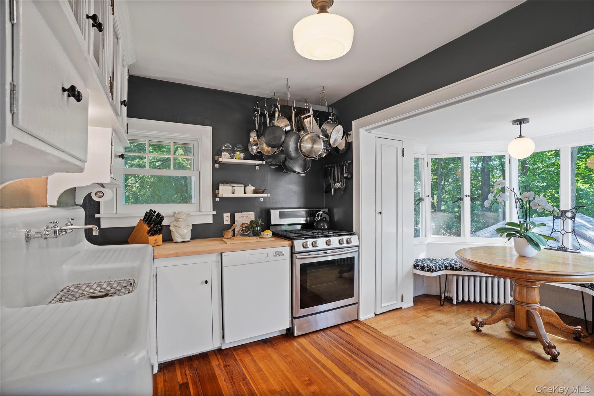 40 Floral Drive, Hastings-on-Hudson, NY 10706