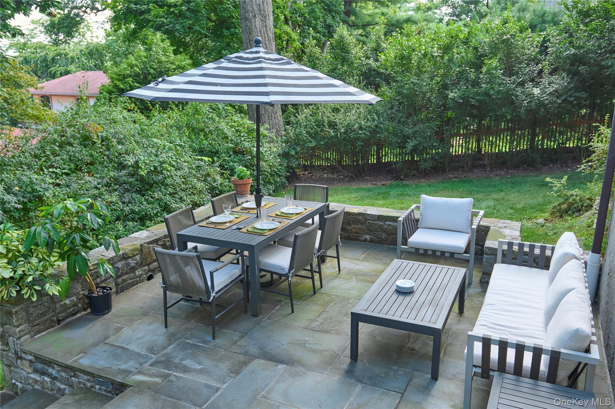 40 Floral Drive, Hastings-on-Hudson, NY 10706