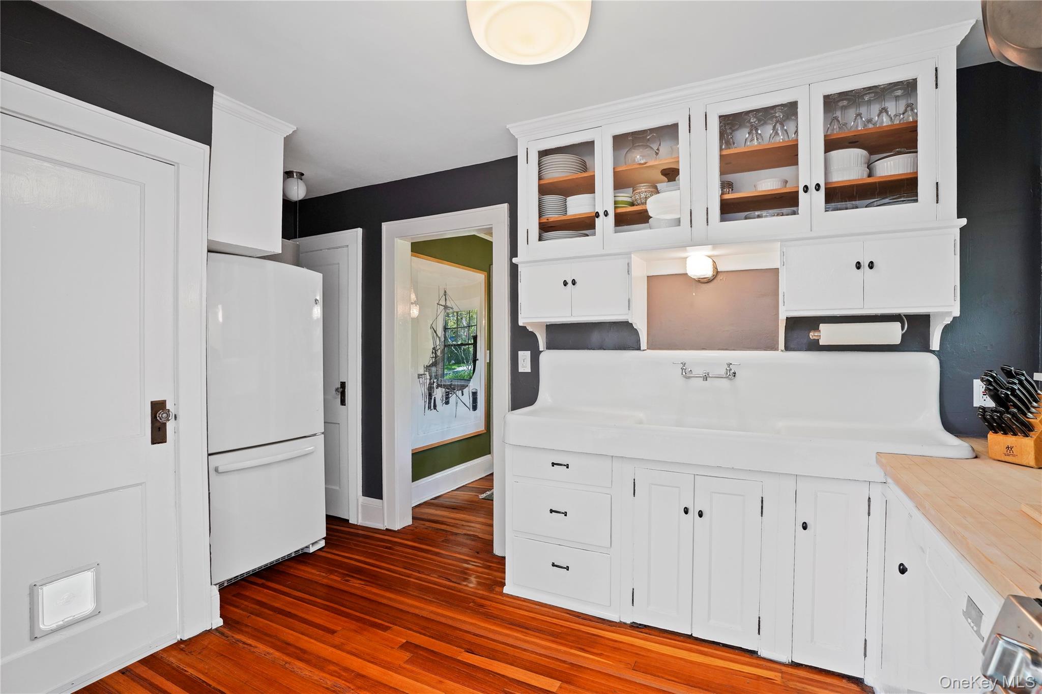 40 Floral Drive, Hastings-on-Hudson, NY 10706