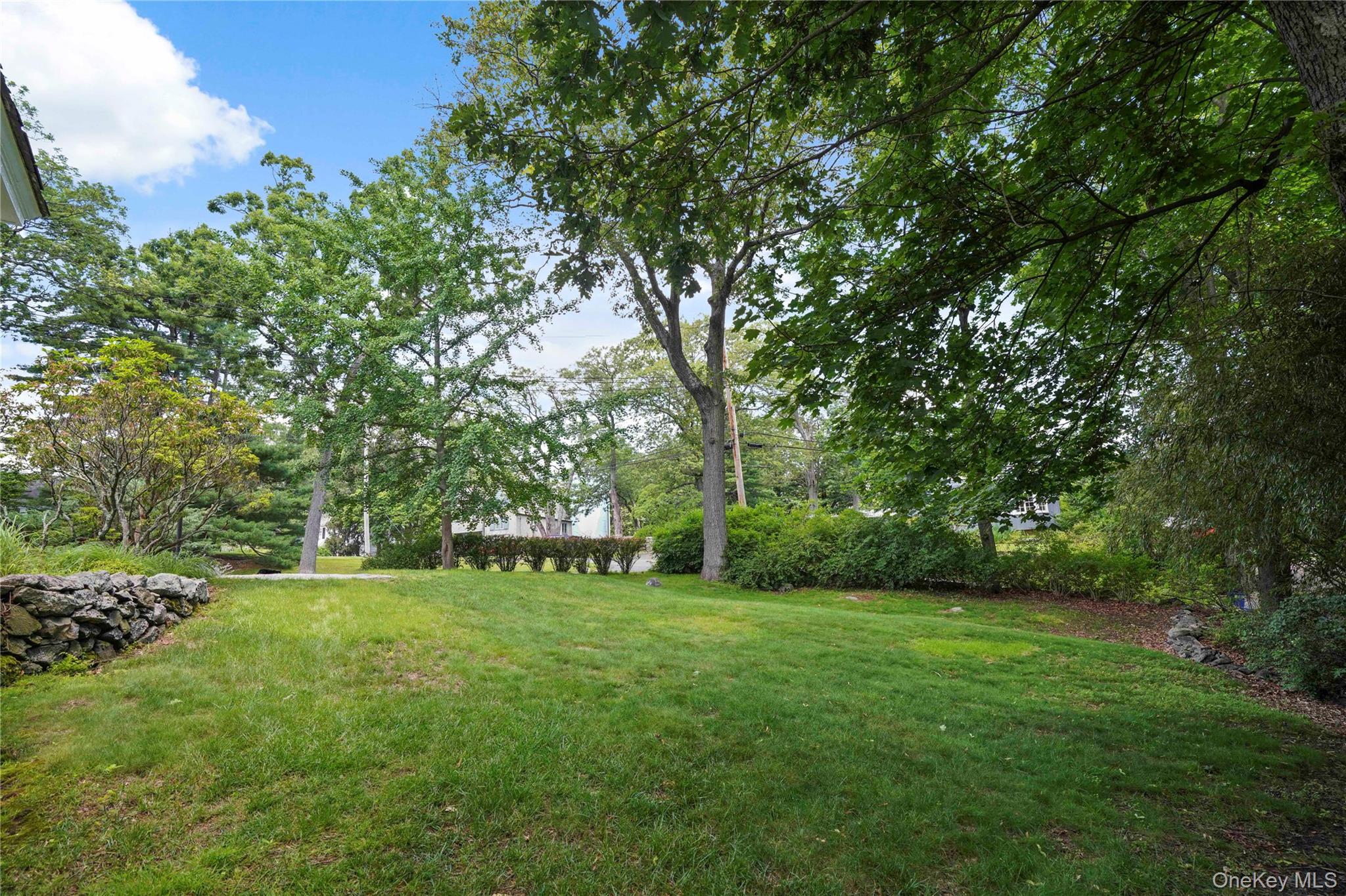 40 Floral Drive, Hastings-on-Hudson, NY 10706