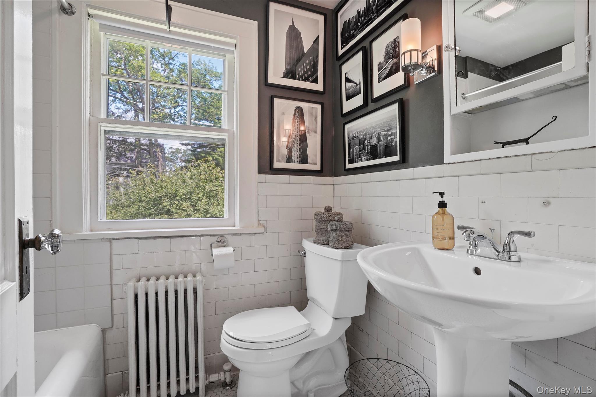 40 Floral Drive, Hastings-on-Hudson, NY 10706