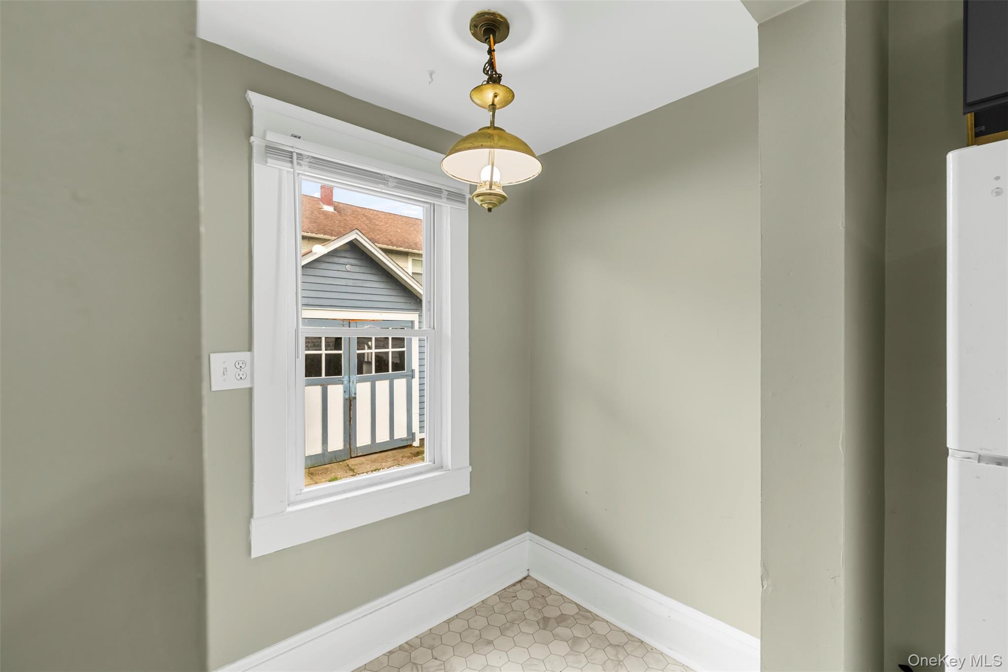 39 Pine Street, Kingston, NY 12401