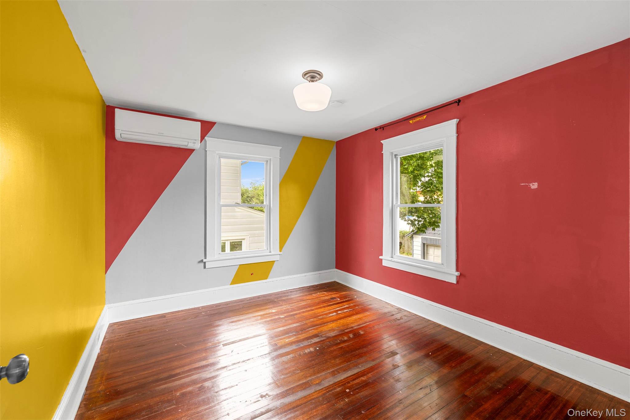 39 Pine Street, Kingston, NY 12401