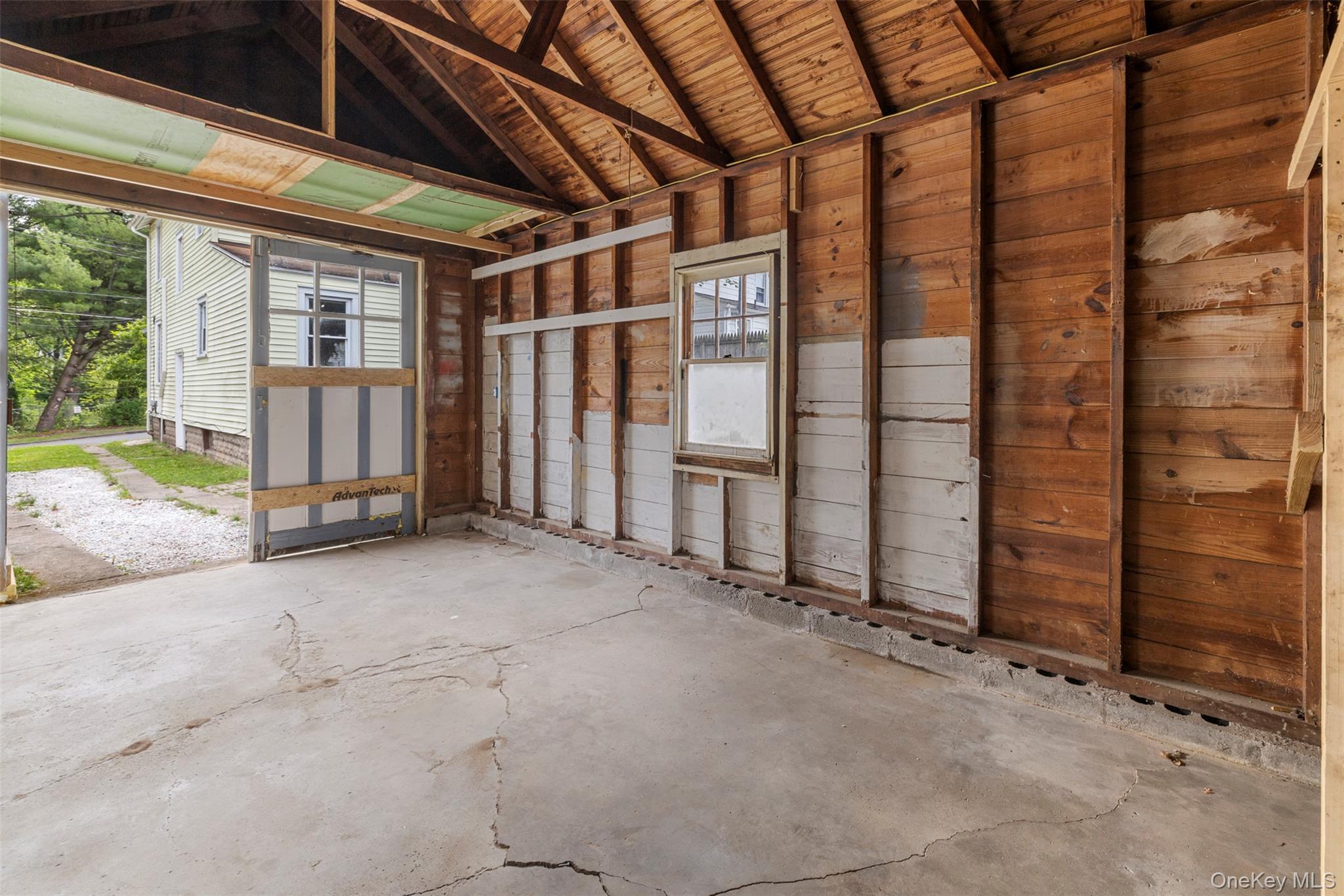 39 Pine Street, Kingston, NY 12401