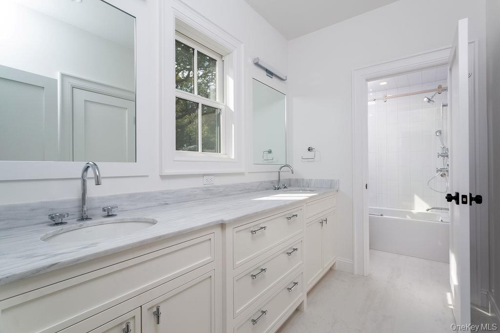 6 Dorchester Lane, Call Listing Agent, CT 06878