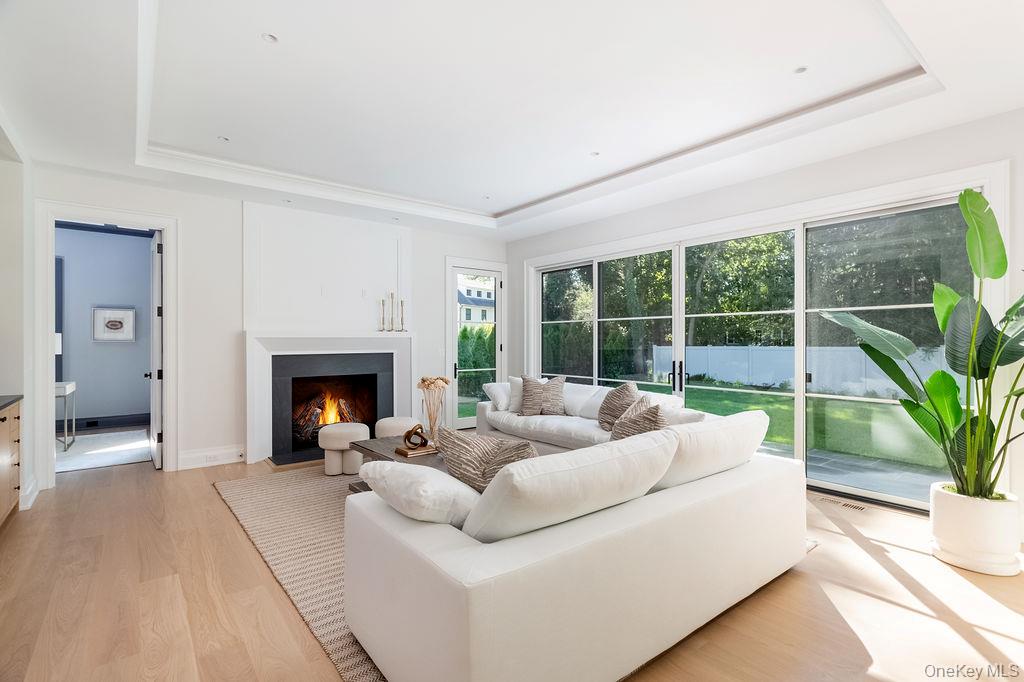 6 Dorchester Lane, Call Listing Agent, CT 06878