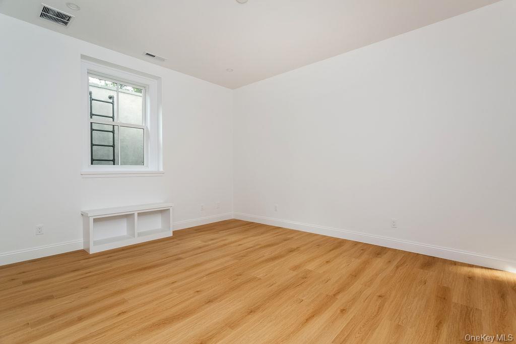 6 Dorchester Lane, Call Listing Agent, CT 06878