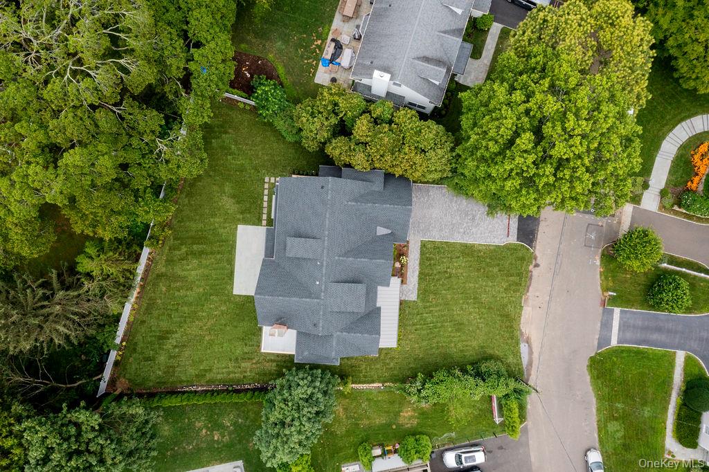 6 Dorchester Lane, Call Listing Agent, CT 06878