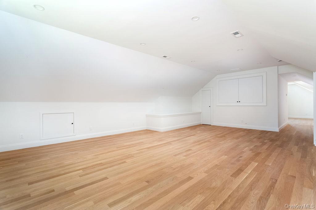 6 Dorchester Lane, Call Listing Agent, CT 06878