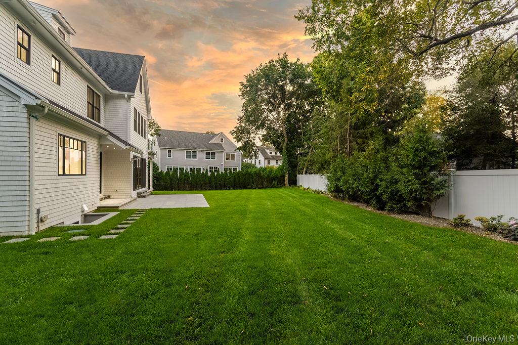 6 Dorchester Lane, Call Listing Agent, CT 06878