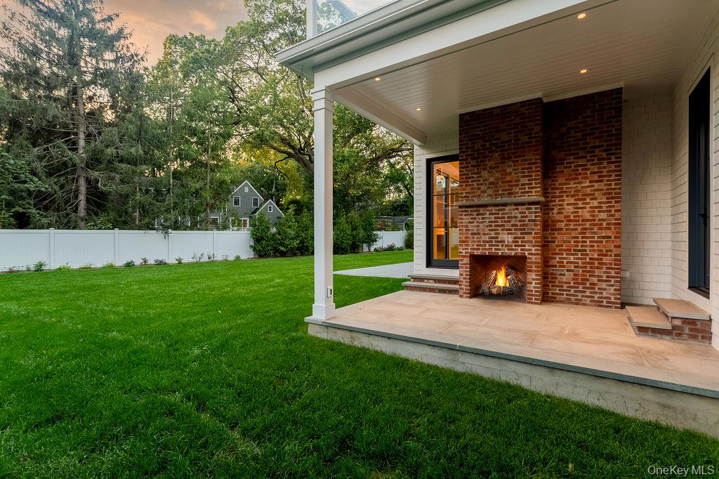 6 Dorchester Lane, Call Listing Agent, CT 06878