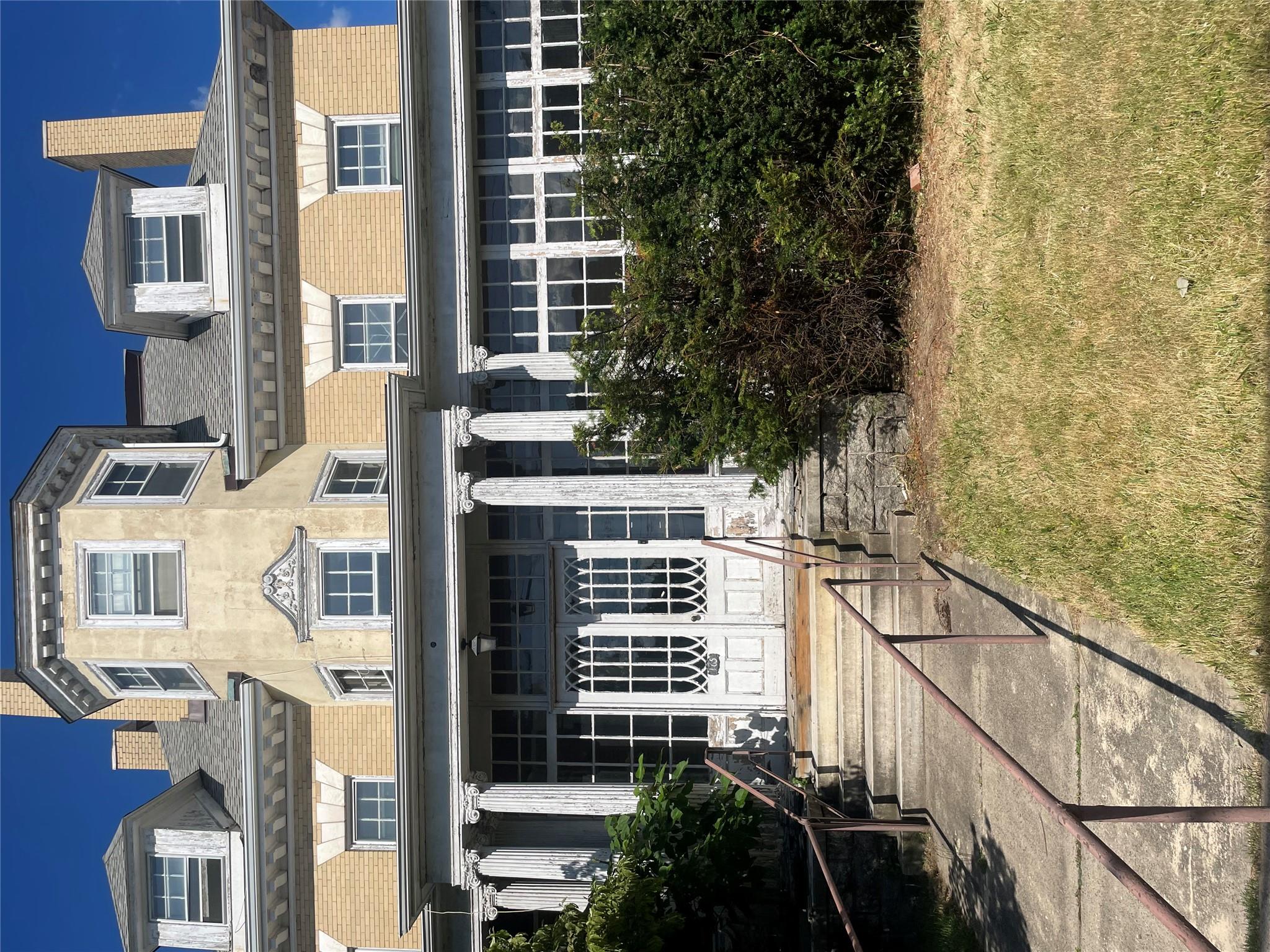 165 Summit Avenue, Mount Vernon, NY 10550