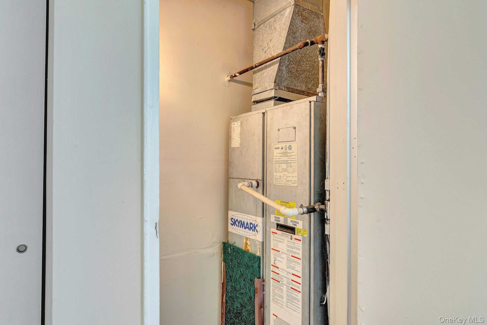 193 Artist Lake Drive, Middle Island, NY 11953