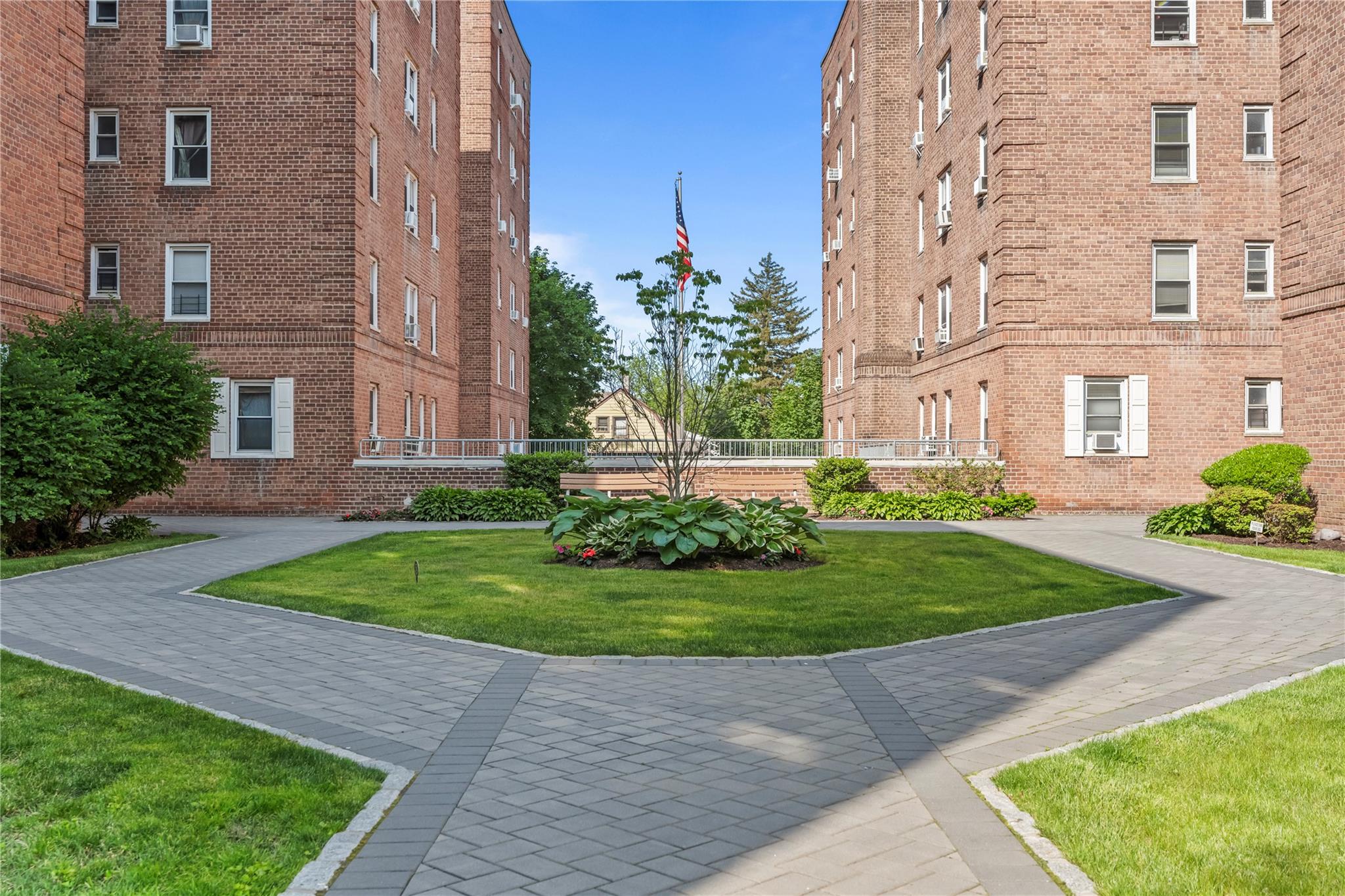 60 Locust Avenue # 610, New Rochelle, NY 10801