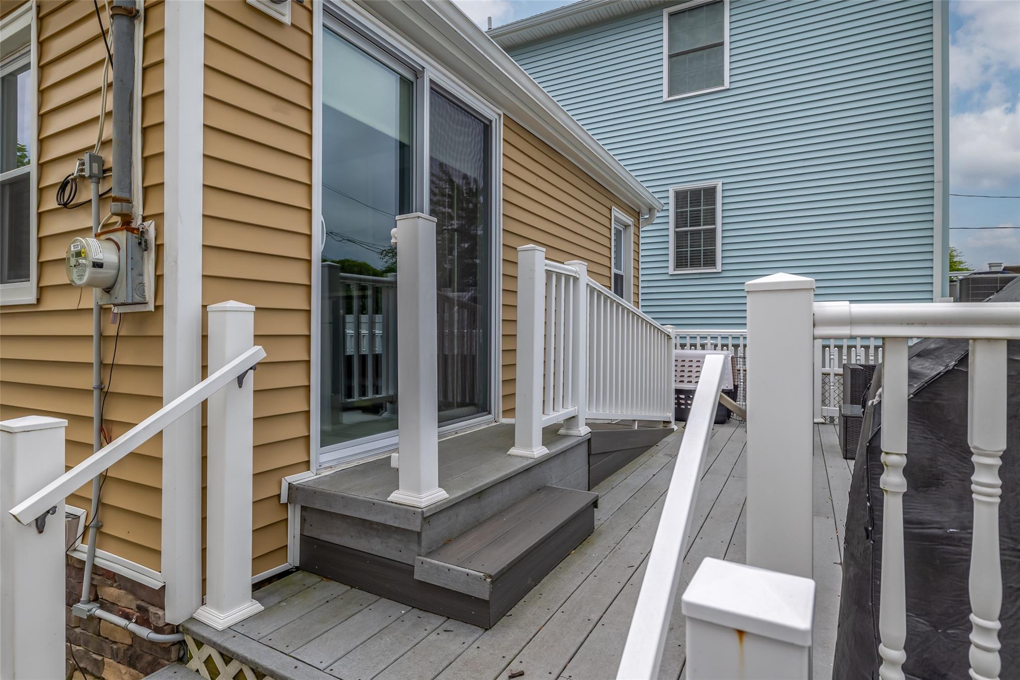 38 Kent Road, Island Park, NY 11558