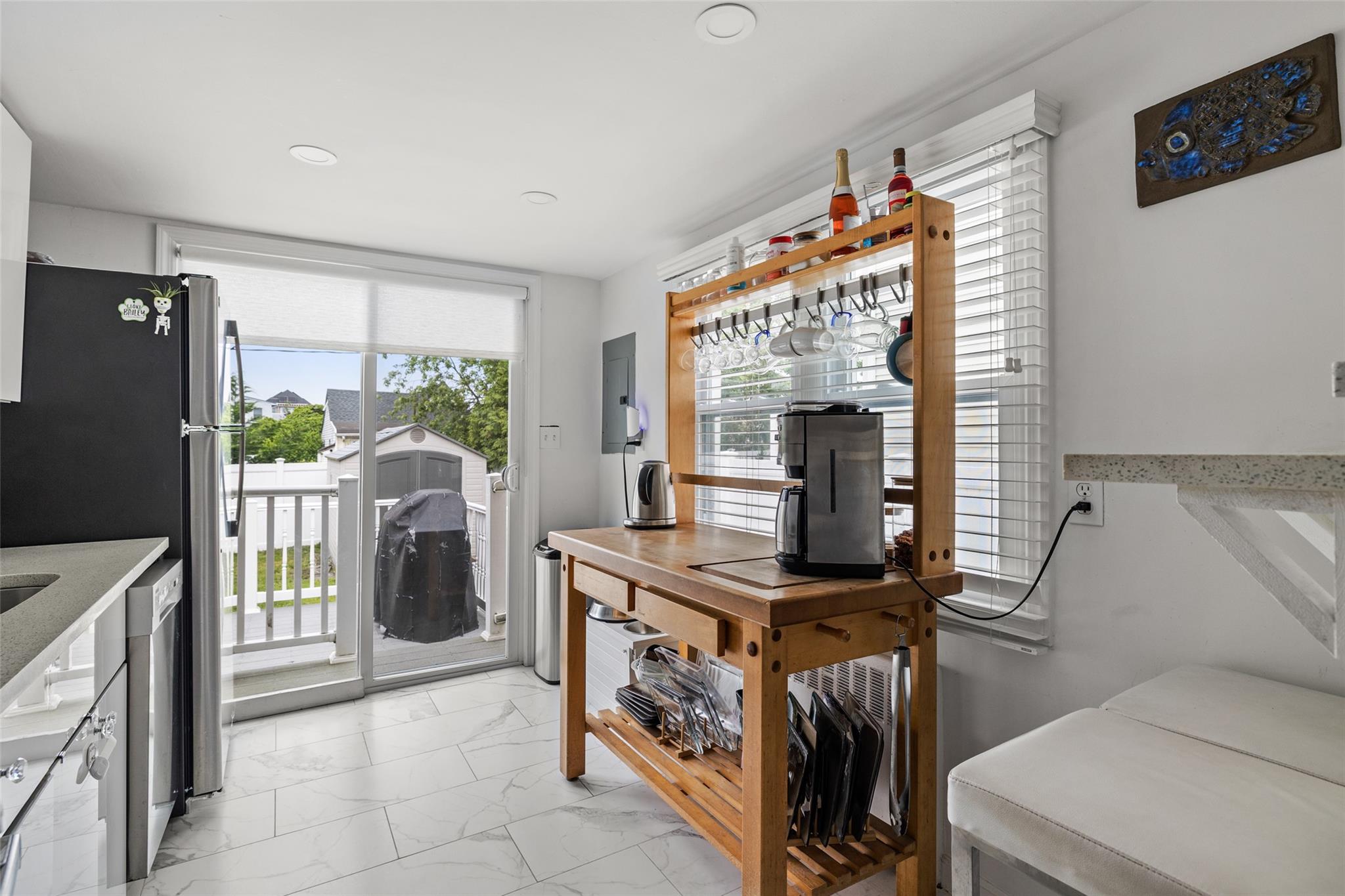 38 Kent Road, Island Park, NY 11558