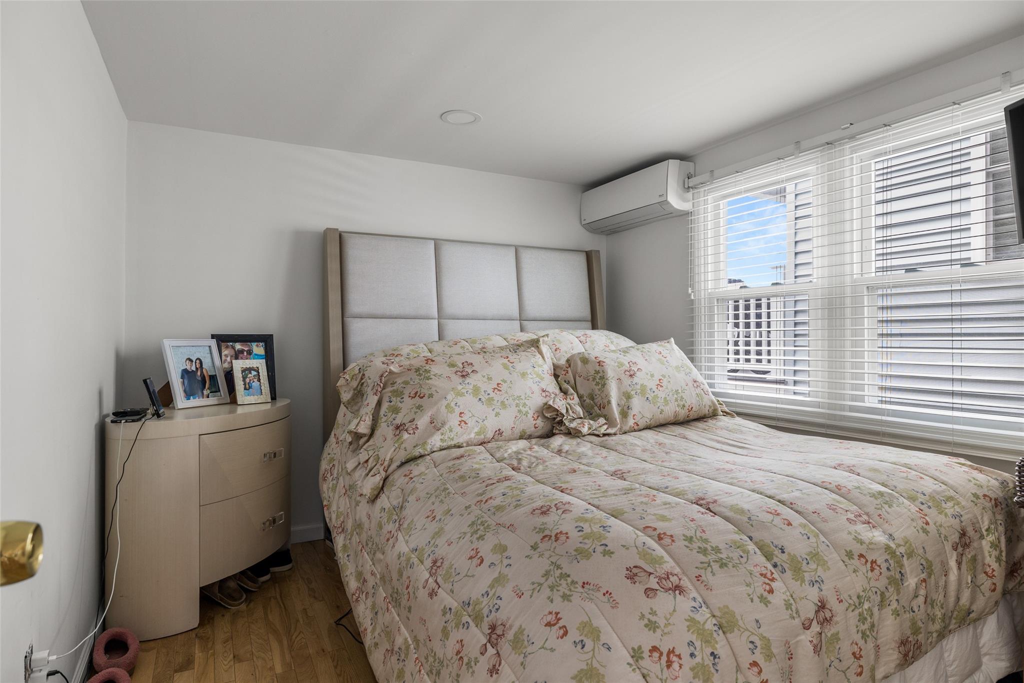 38 Kent Road, Island Park, NY 11558