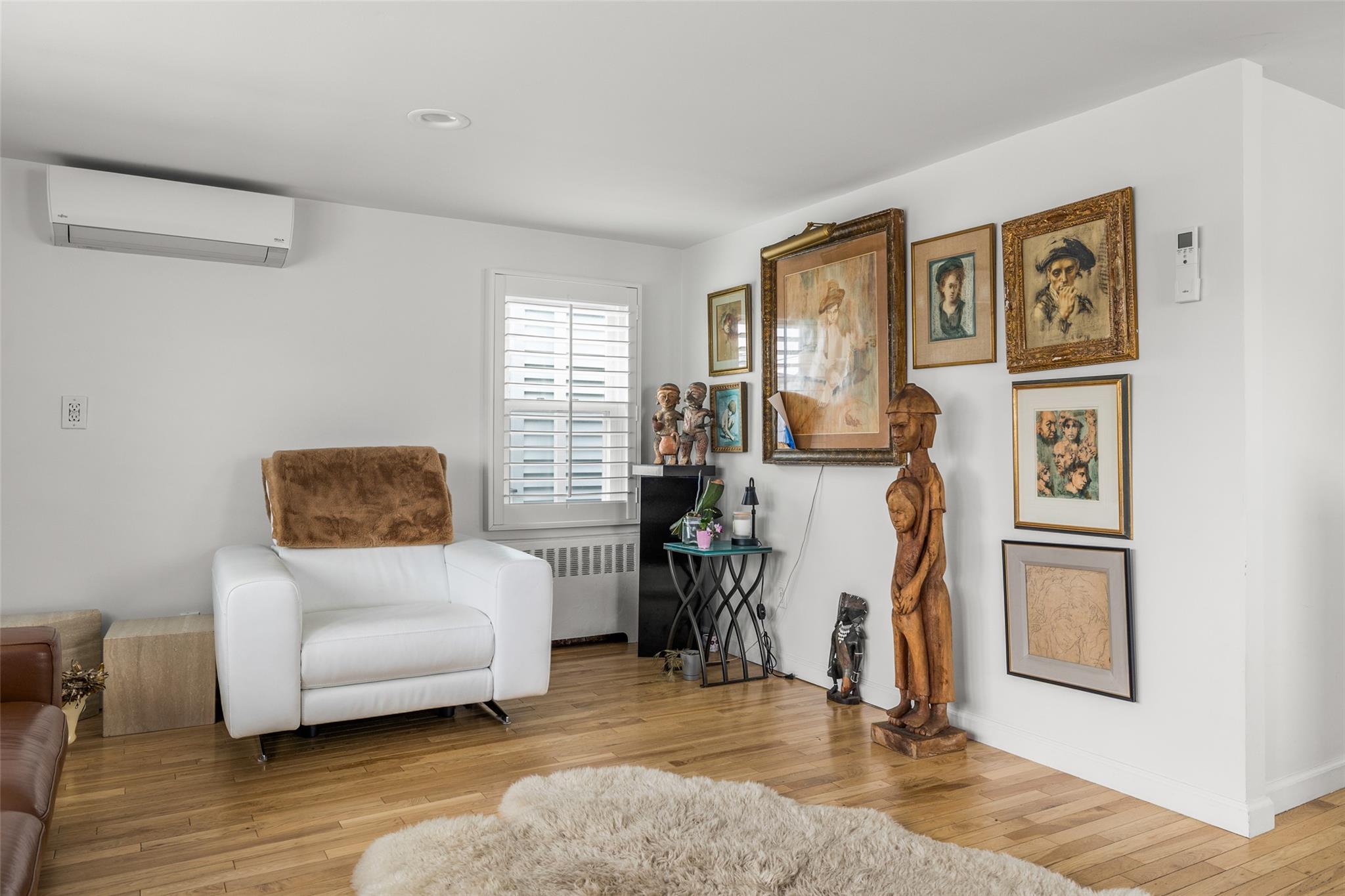 38 Kent Road, Island Park, NY 11558