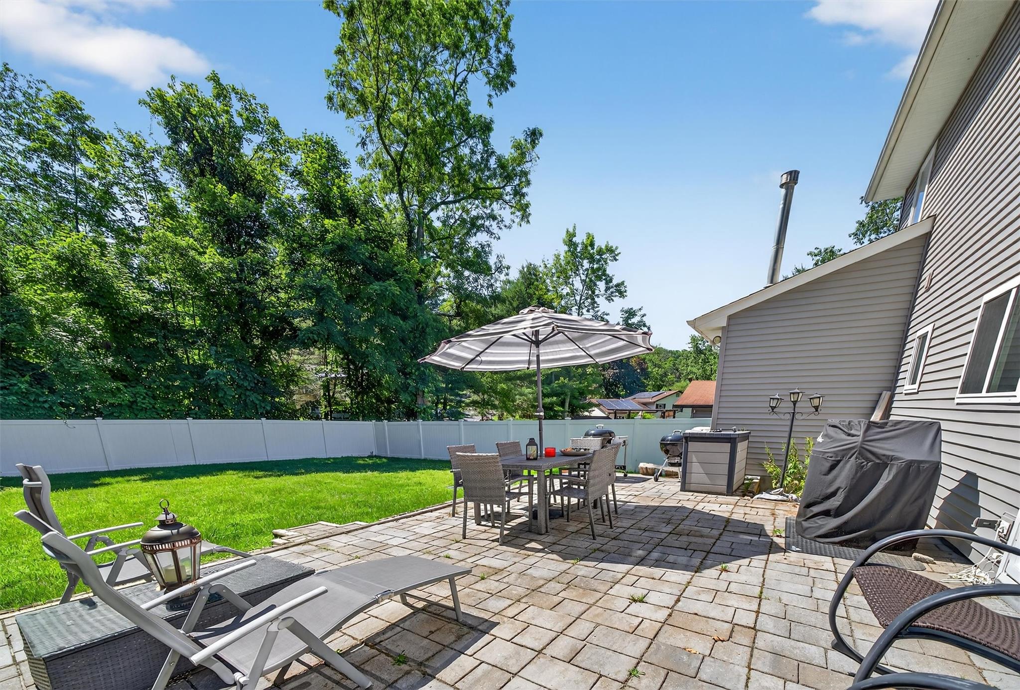 36 Bluff Avenue, Greenwood Lake, NY 10925