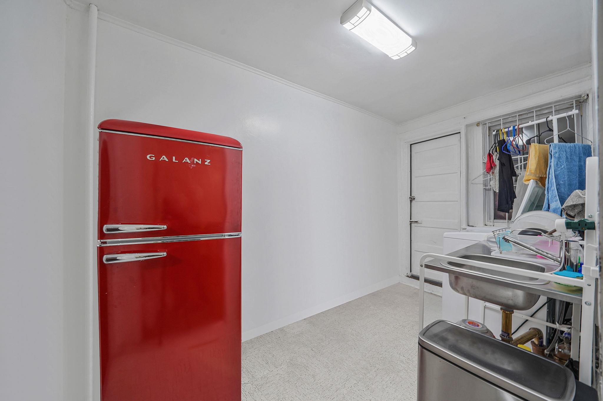 20 Lamont Court, Brooklyn, NY 11225