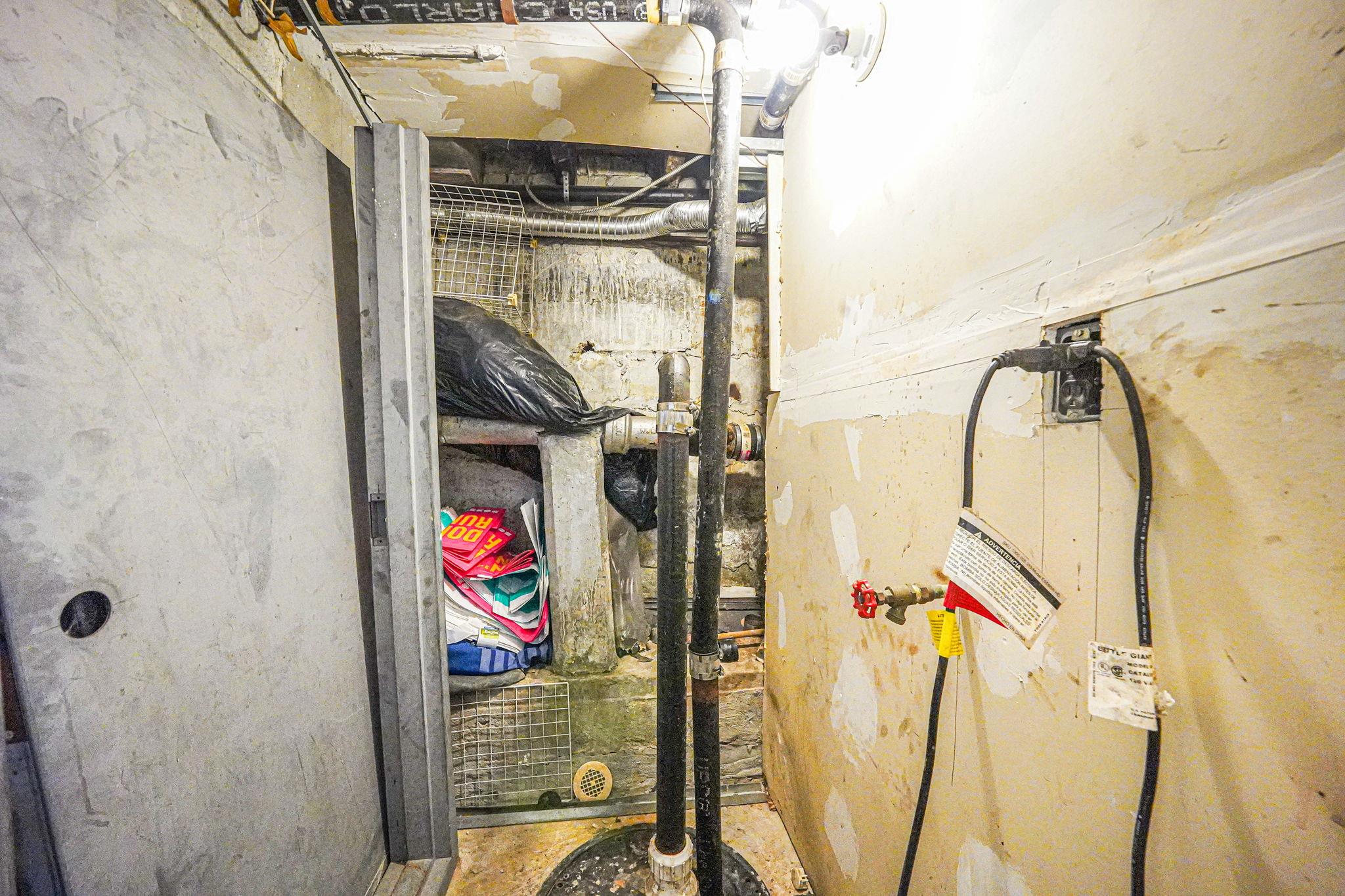 20 Lamont Court, Brooklyn, NY 11225