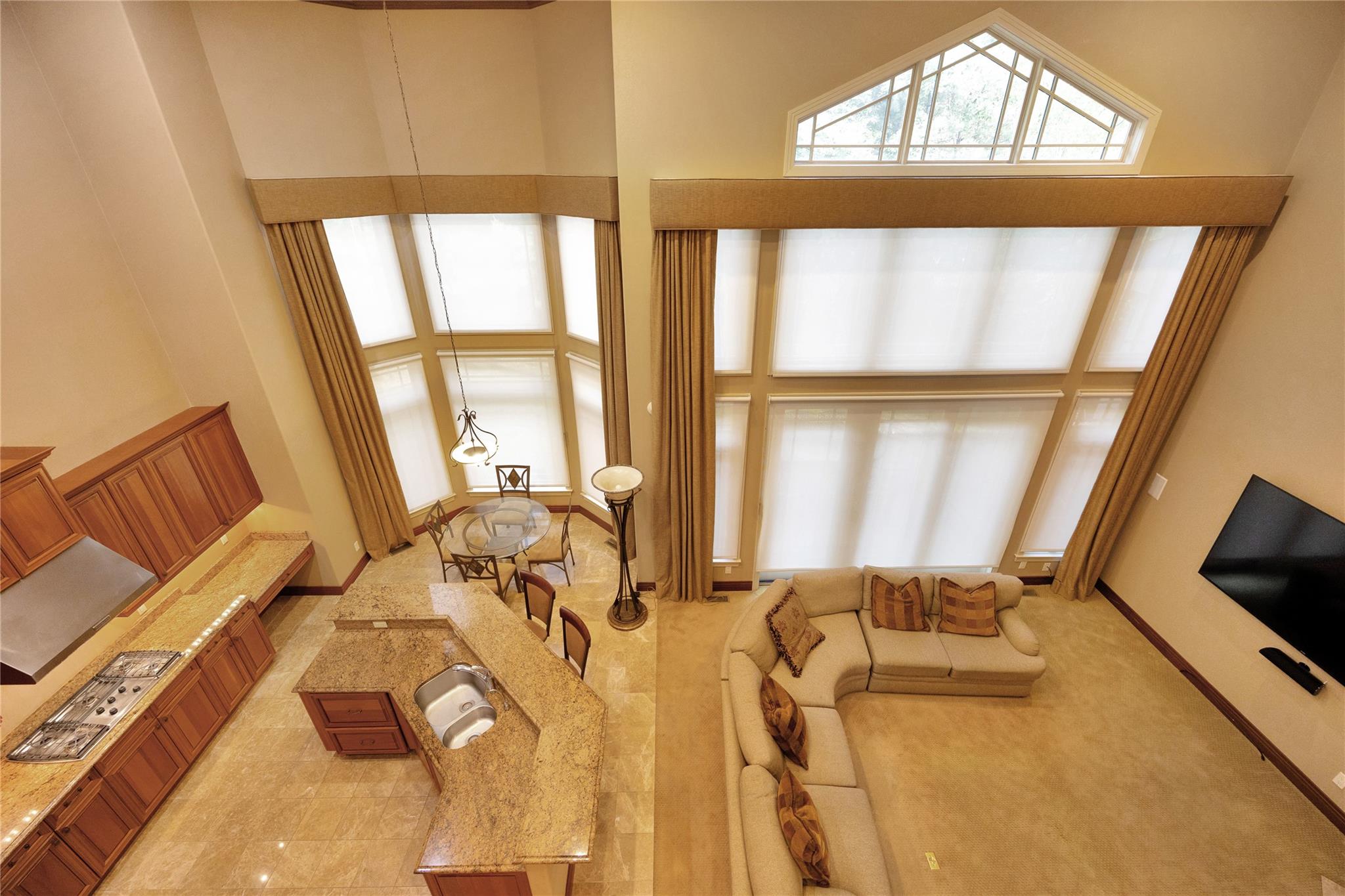 19 Holiday Pond Road, Jericho, NY 11753