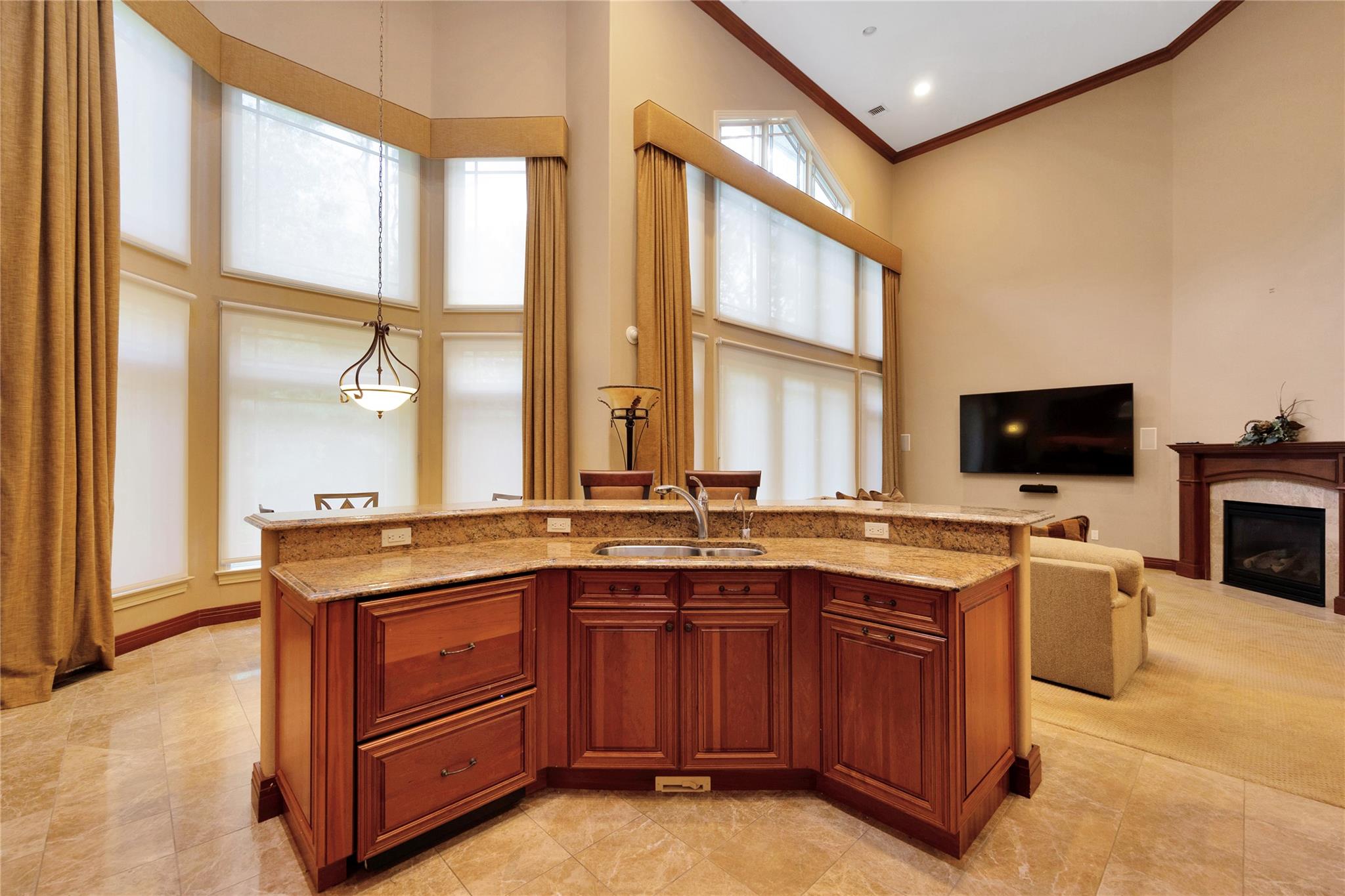 19 Holiday Pond Road, Jericho, NY 11753