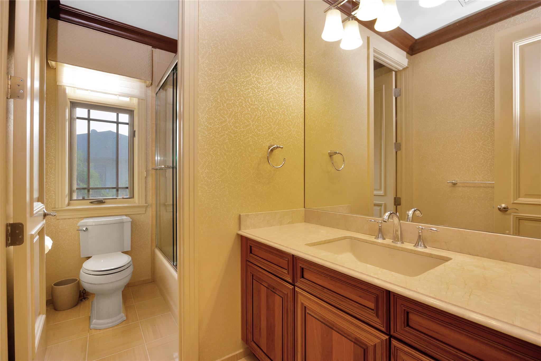 19 Holiday Pond Road, Jericho, NY 11753