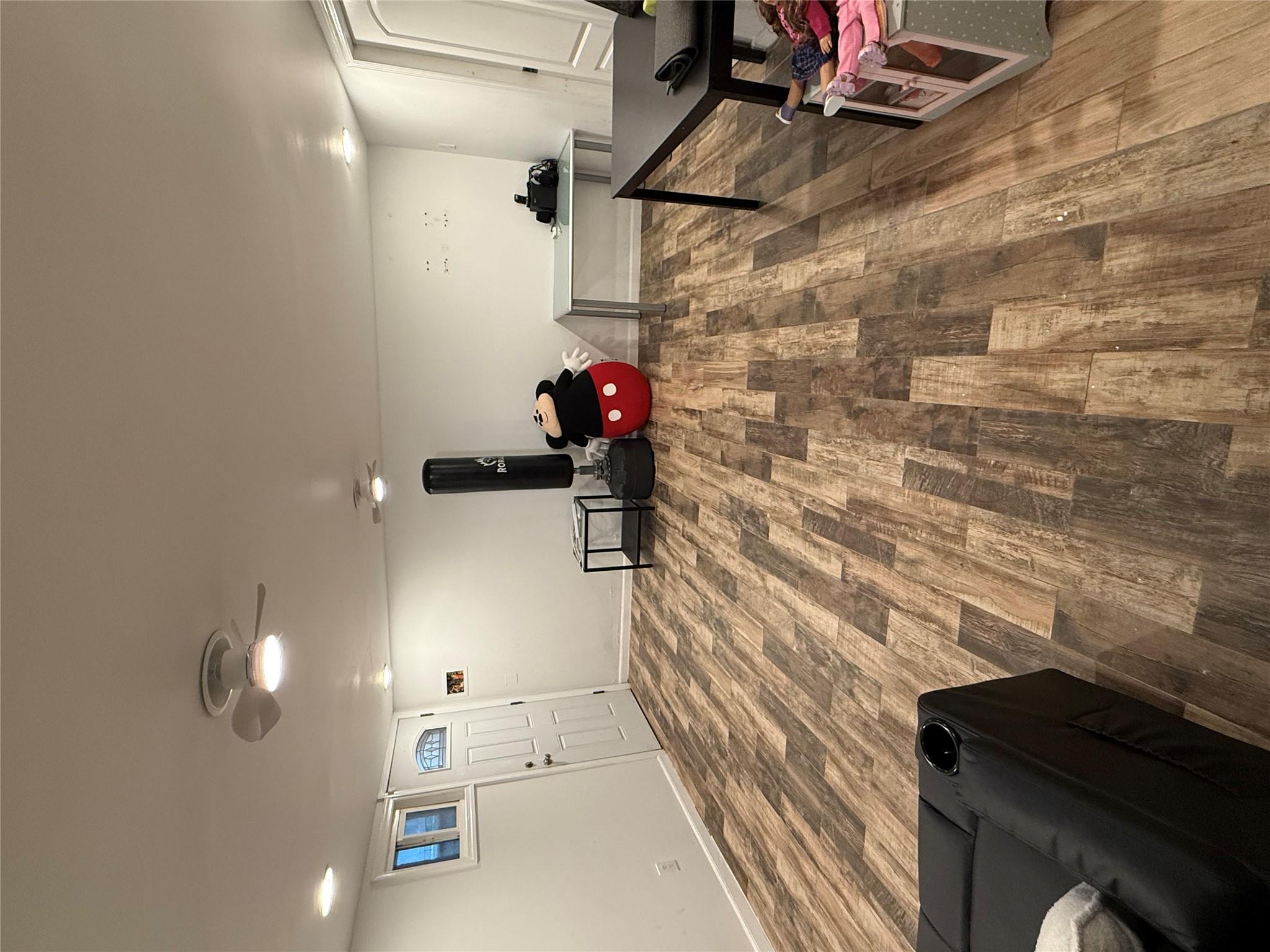 75-22 190 Street, Fresh Meadows, NY 11366