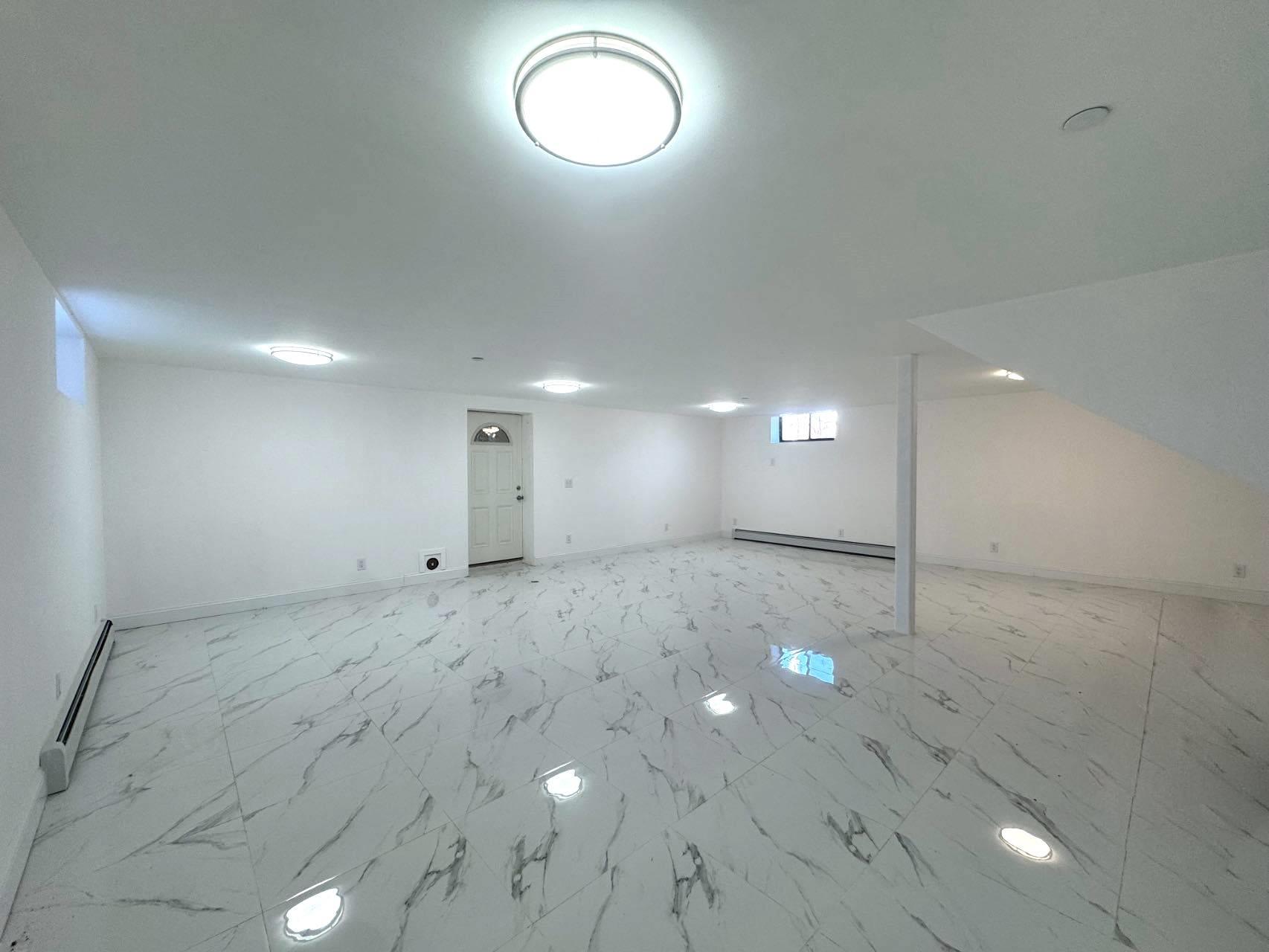 36-46 205th ST, Bayside, NY 11361