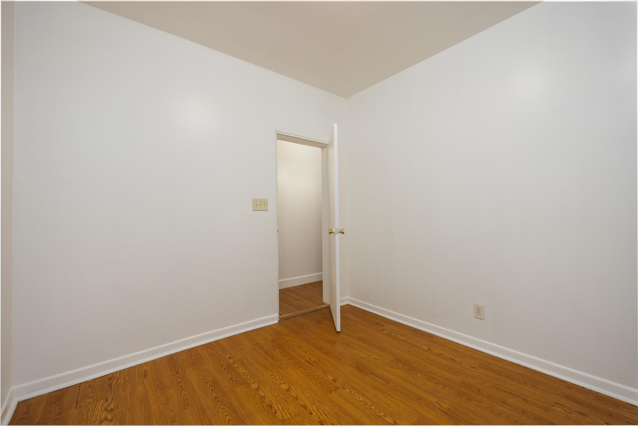 3496 Fort Independence Street, Bronx, NY 10463