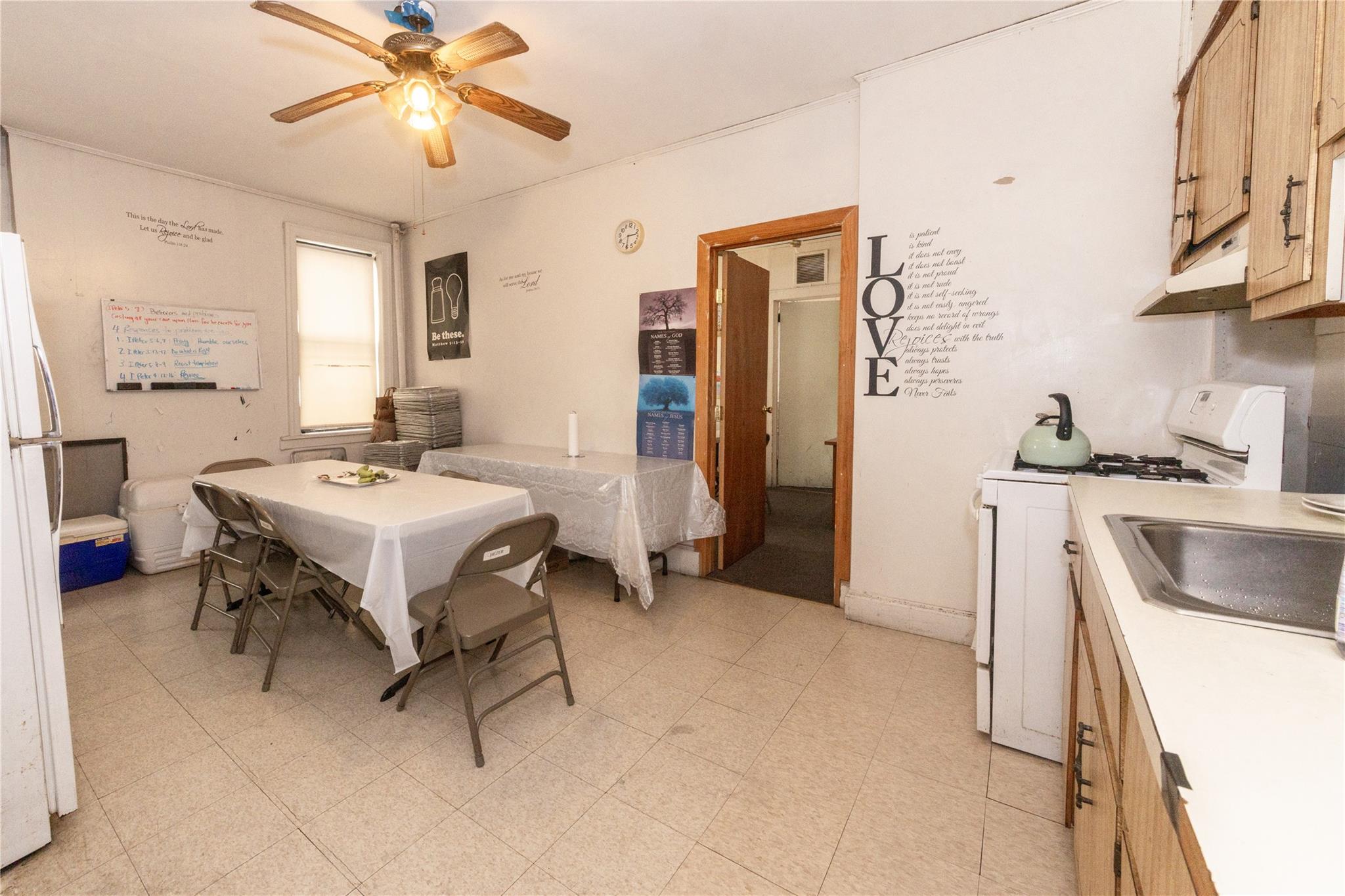 375 Huguenot Street, New Rochelle, NY 10801