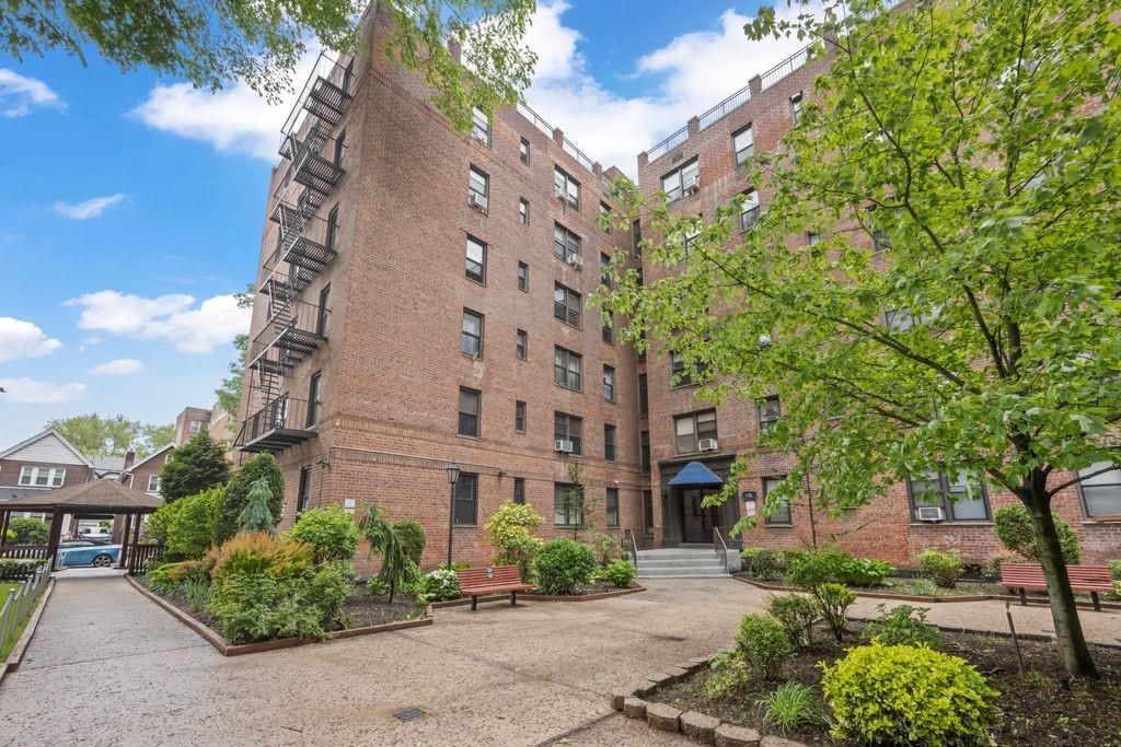 15 Oliver Street # 3C, Brooklyn, NY 11209