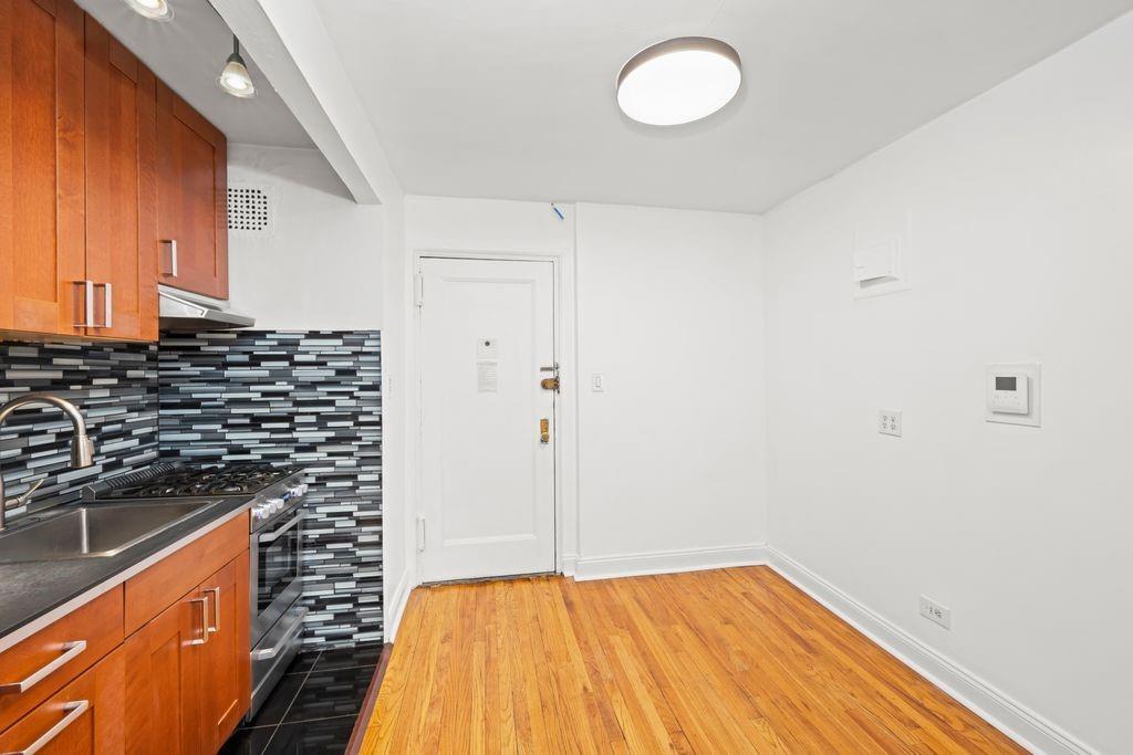 15 Oliver Street # 3C, Brooklyn, NY 11209