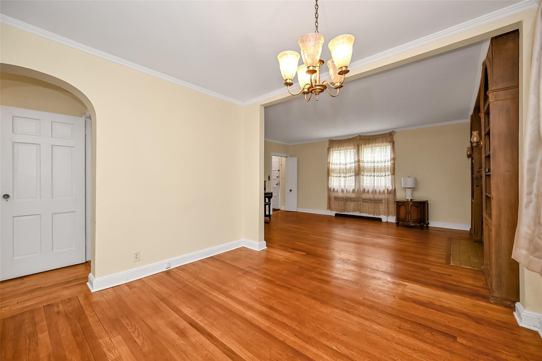 86-32 Avon Street, Jamaica Estates, NY 11432