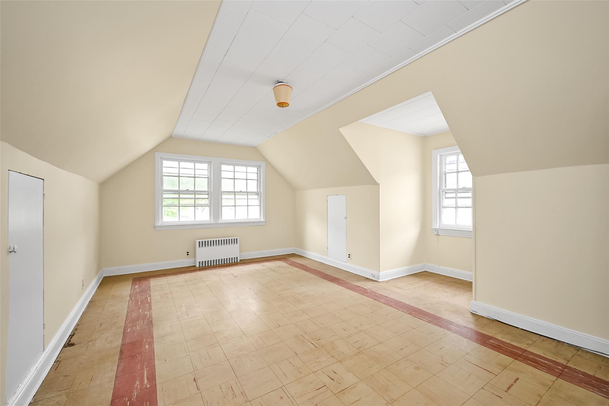 86-32 Avon Street, Jamaica Estates, NY 11432